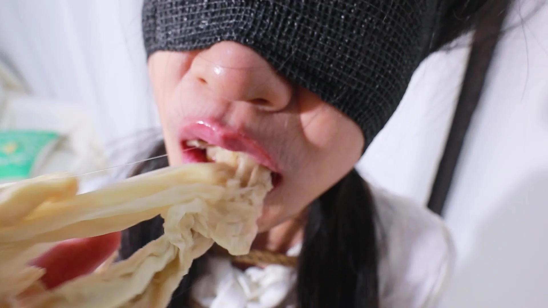 【皆非】《驯化成奴》将货物一步步驯化成听话的奴仆（会放电羞耻口水 鞭子抽打  抚摸蹂躏|股绳拉扯|跪式教育|丝袜堵嘴|绷带封嘴|口球|驷马紧缚）