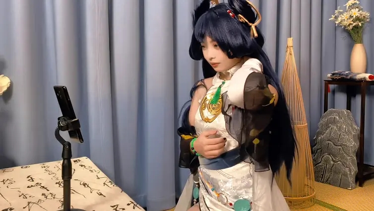 离恨烟cos被绑记